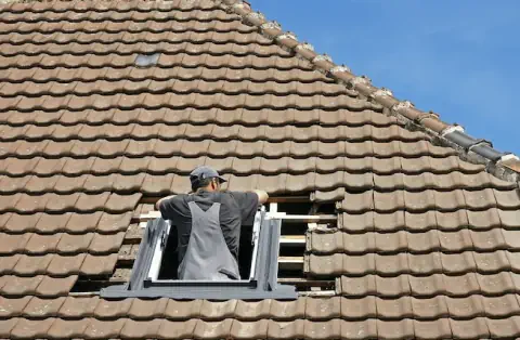 Pose de velux - La Roche-sur-le-Buis